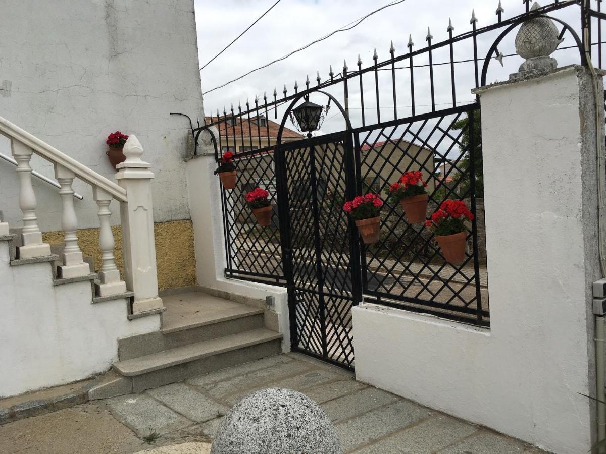 Villa Entre Encinas Moralina Eksteriør billede