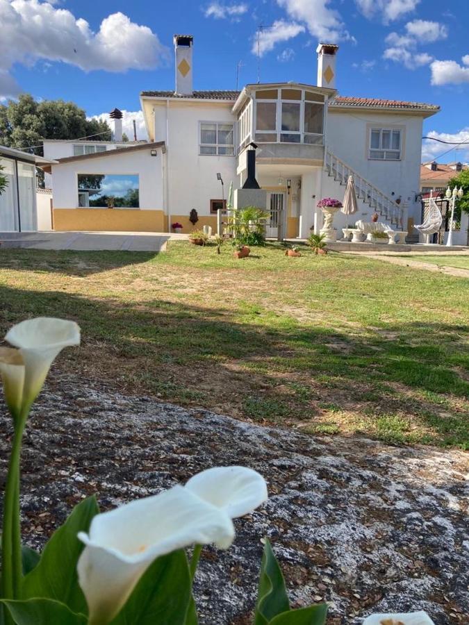 Villa Entre Encinas Moralina Eksteriør billede