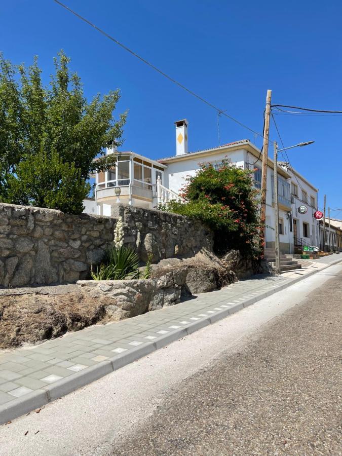 Villa Entre Encinas Moralina Eksteriør billede